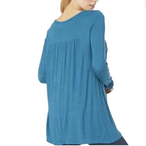 NWT MSRP $48 Free People Love Valley Long Sleeve High/Low Top Women's Size XS - Picture 4 of 9